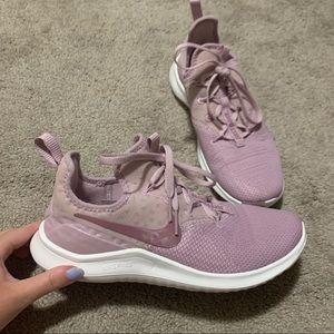 Women’s Nike free train shoes